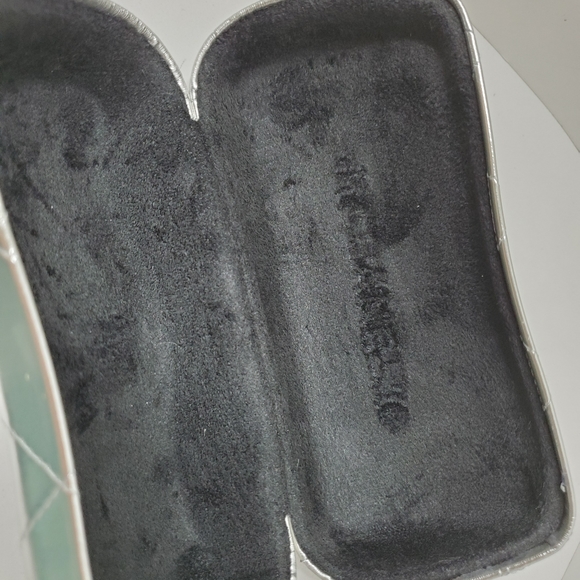 CHANEL CC Rimless Sunglasses - Picture 6 of 6